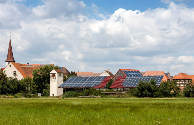Fotowoltaika kontra węgiel zimą – przełomowy moment polskiej energetyki i sygnał nadchodzących zmian